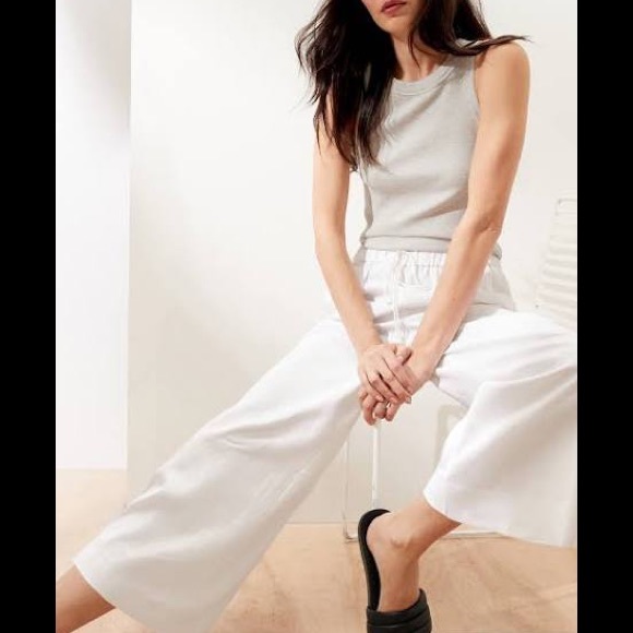 Banana Republic Factory Pants - NWT large Banana Republic white linen pants